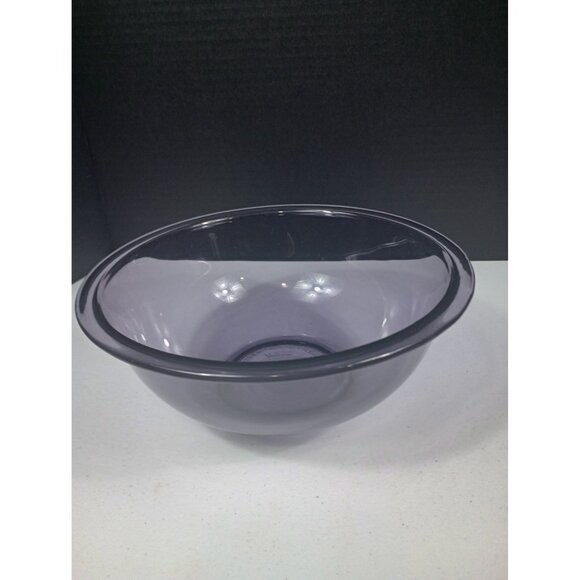 Pyrex Other - Vintage Amethyst #325 Vintage  2.5 L Pyrex mixing bowl